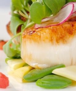 Alternative view of Hokkaido Scallop ( Size L )