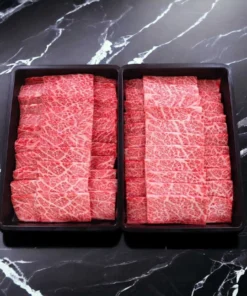 Alternative view of Wagyu Hida Chuck Roll A5