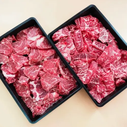 Alternative view of No.1 Japanese Wagyu Trimming ตัดยากินิคุ