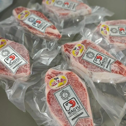 Ohmi Wagyu Tenderloin A4 สุดยอดเนื้อโอมิวากิว สันใน A4 ตัดหนา 1.5 นิ้ว