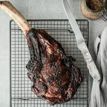 Tomahawk Steak Grain-Fed MB3-4 เนื้อโทมาฮอว์กพรีเมียม